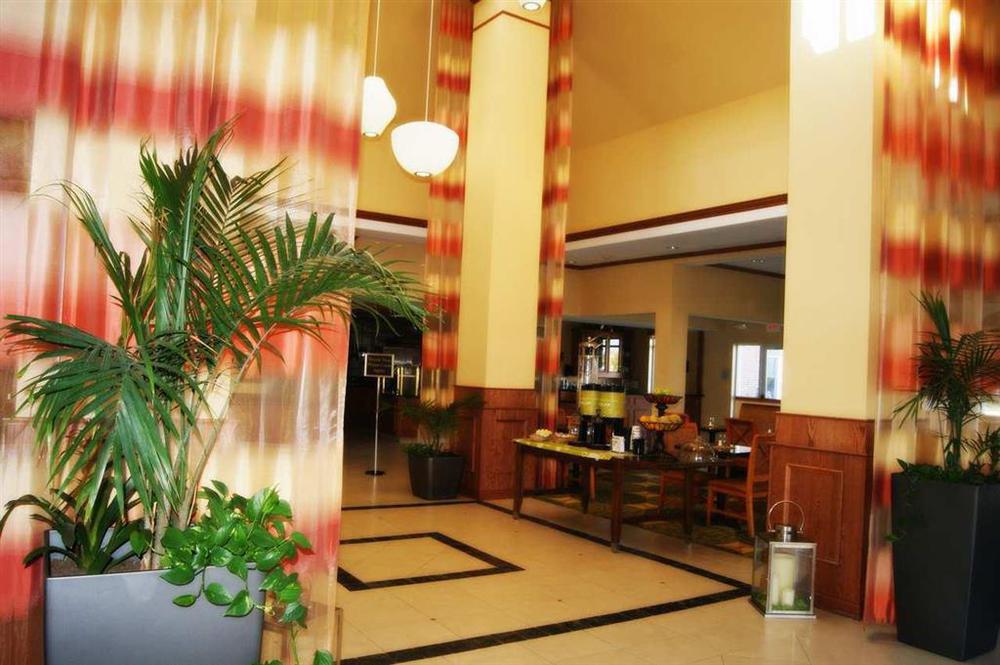 Hilton Garden Inn Elkhart Extérieur photo