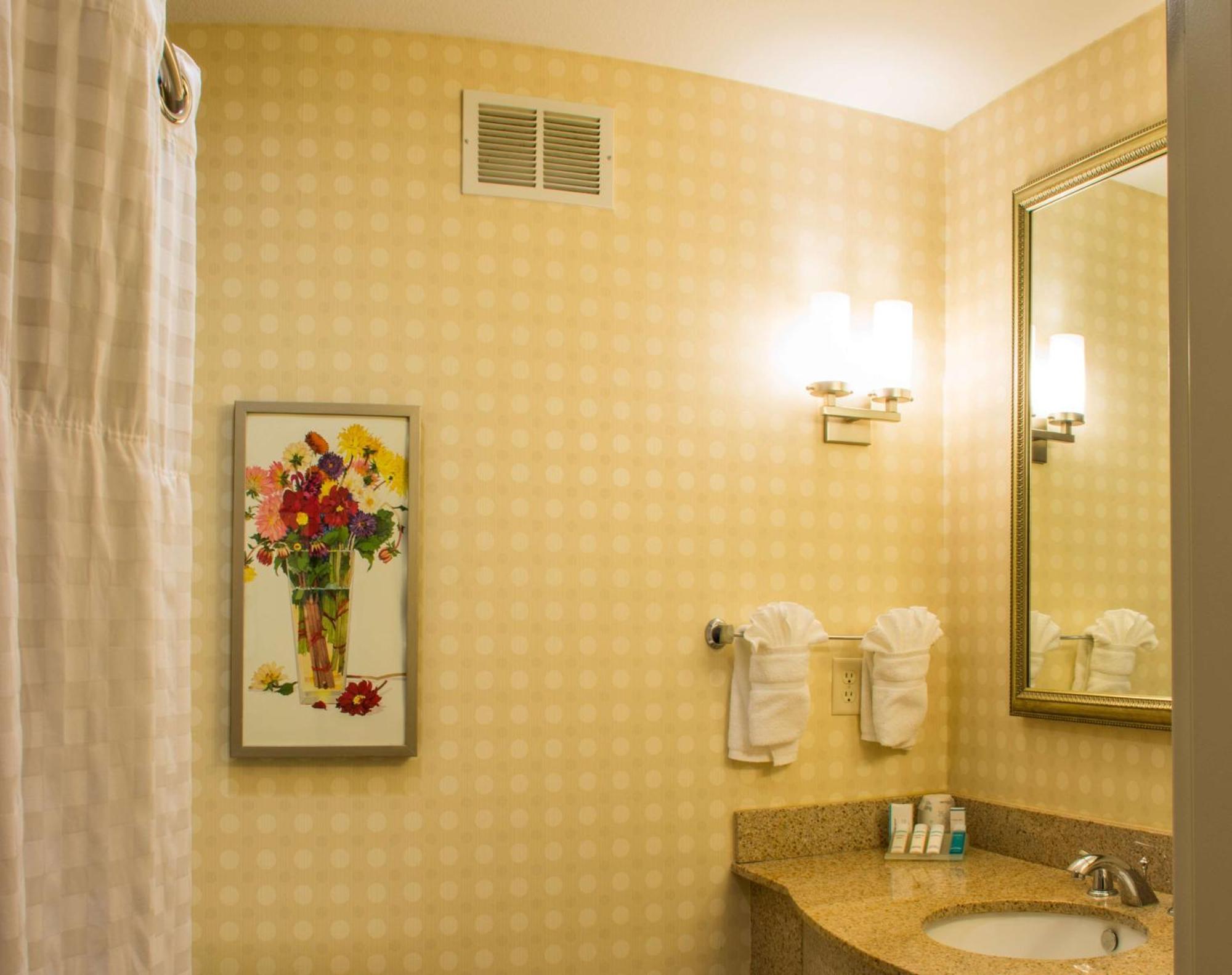 Hilton Garden Inn Elkhart Extérieur photo