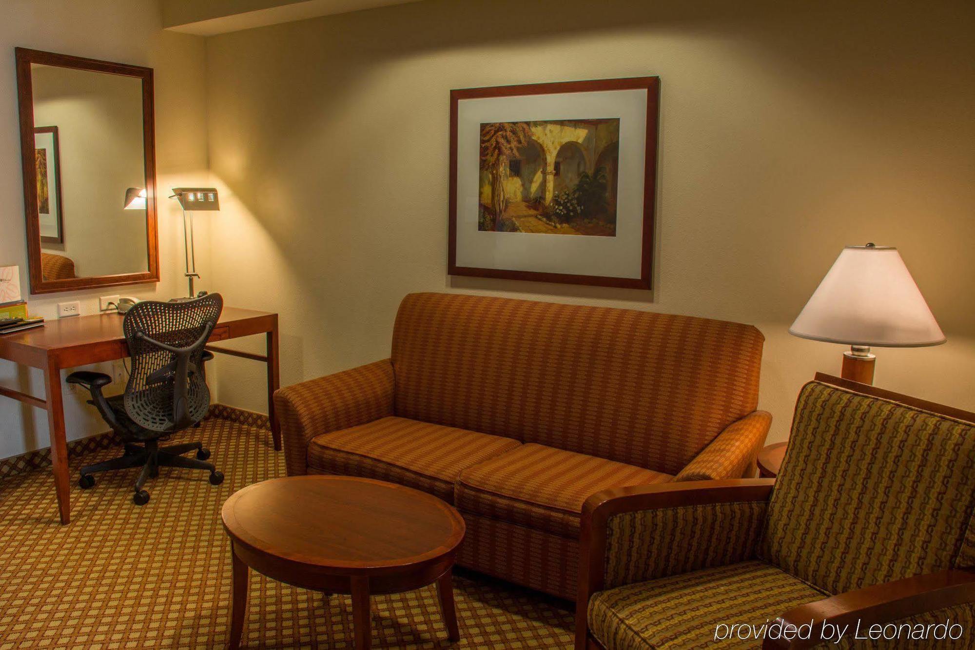 Hilton Garden Inn Elkhart Extérieur photo